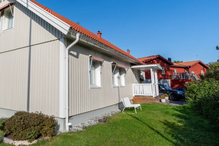 Fasadmålning Nacka Efter-bild